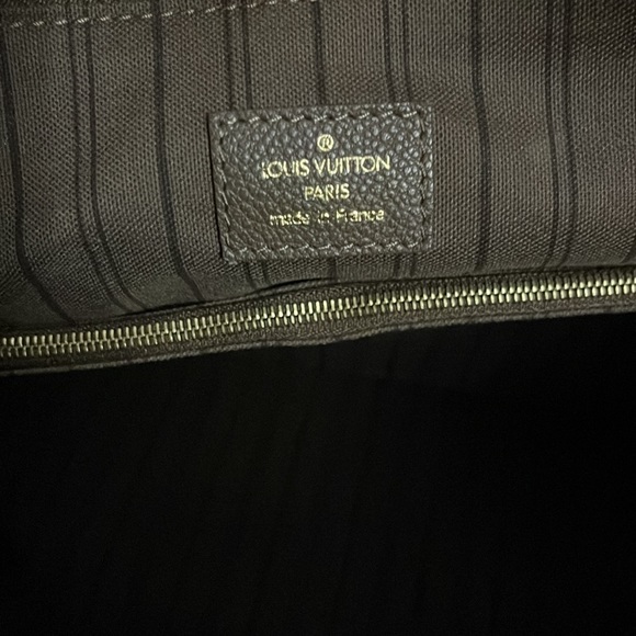 Brand New Lumineuse PM Empr Ombré Louis Vuitton’s. Includes Dust Bag. - Picture 2 of 7